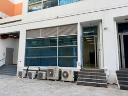 Hola Centre (D14), Factory #529158101